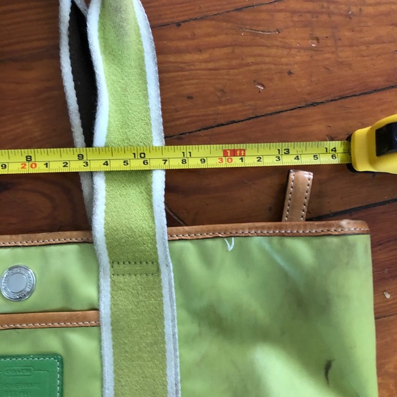 Lime Green Coach bag 👜 - Picture 6 of 6